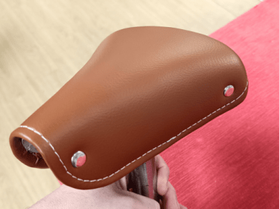 Restauration d’une selle de vélo pour enfant : l’élégance&nbsp;intemporelle